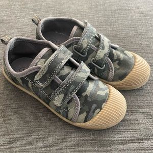 Cat & Jack Little Boys Camo Shoes